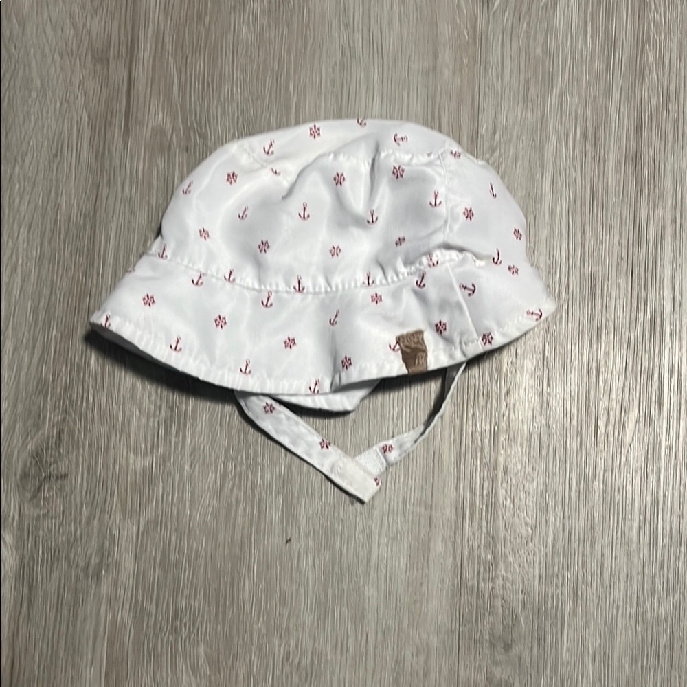 White and Red Patterned Kids Sun Hat‎